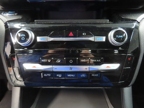 Used 2022 Ford Explorer ST-Line w/ Class IV Trailer Tow Package AWD/4WD image 52