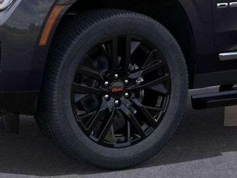 New 2026 GMC Yukon XL Denali image 9