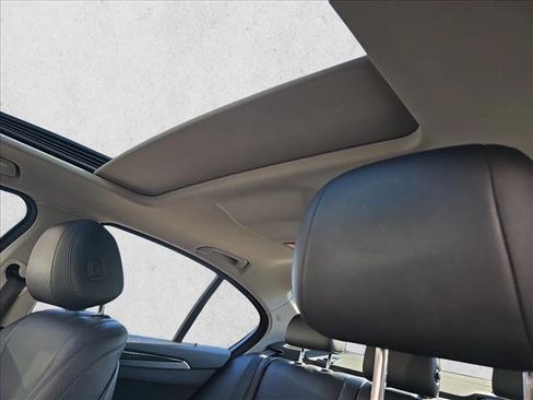 Used 2014 BMW 535i xDrive Sedan image 30