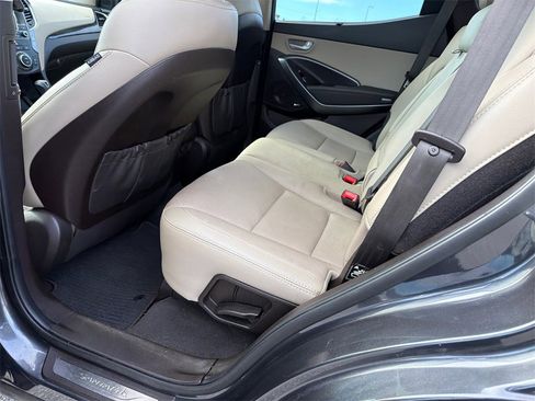 Used 2017 Hyundai Santa Fe Sport image 21
