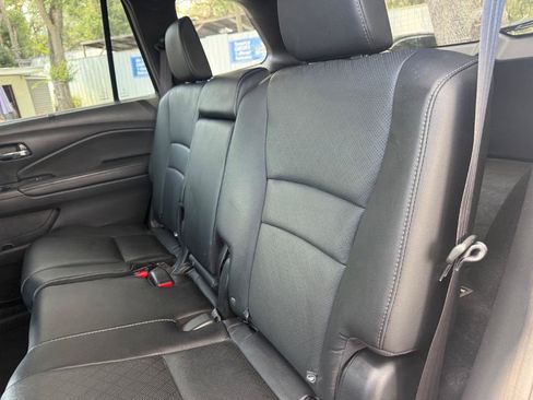 Used 2019 Honda Passport EX-L image 27