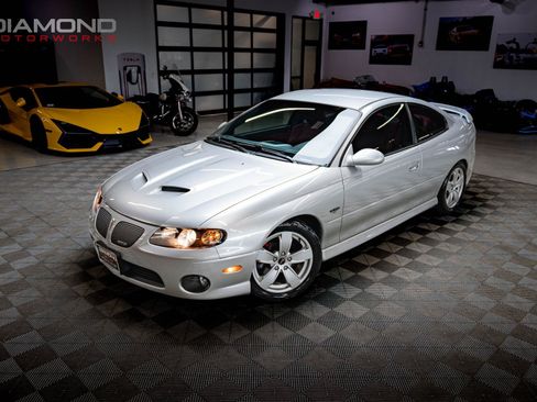 Used 2006 Pontiac GTO RWD image 10