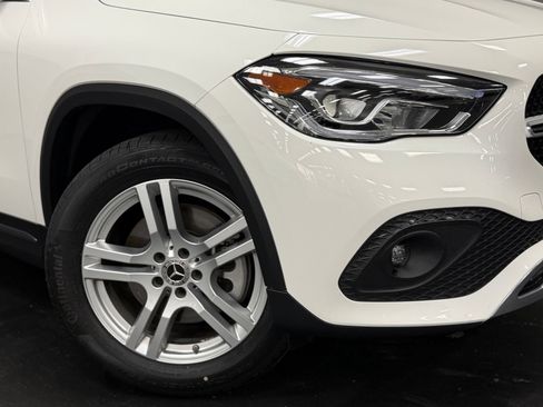 Used 2023 Mercedes-Benz GLA 250 4MATIC image 4