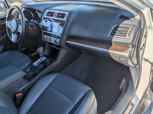 Used 2016 Subaru Outback 2.5i Limited image 37