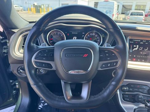 Used 2022 Dodge Challenger R/T Scat Pack RWD image 8