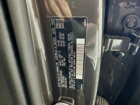 Used 2024 Volvo XC90 B6 Plus image 12