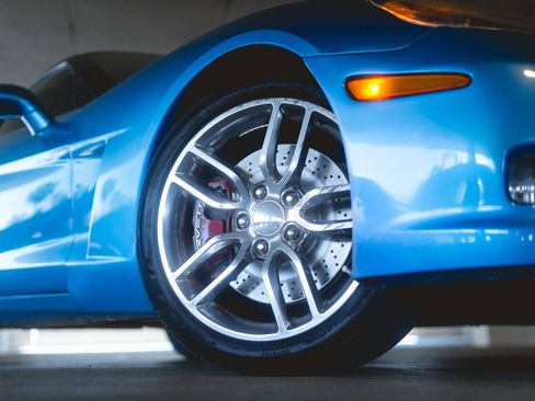 Used 2008 Chevrolet Corvette Coupe w/ Preferred Equipment Group image 4