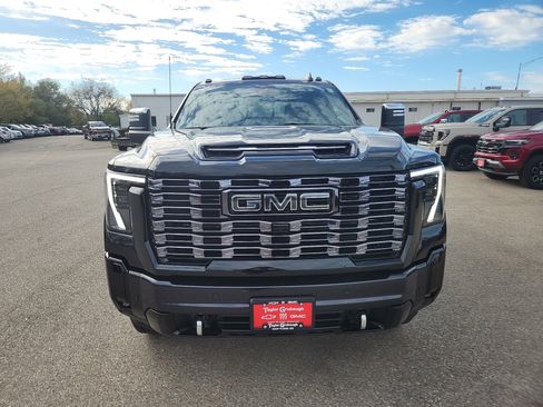 New 2026 GMC Sierra 3500 Denali Ultimate image 3