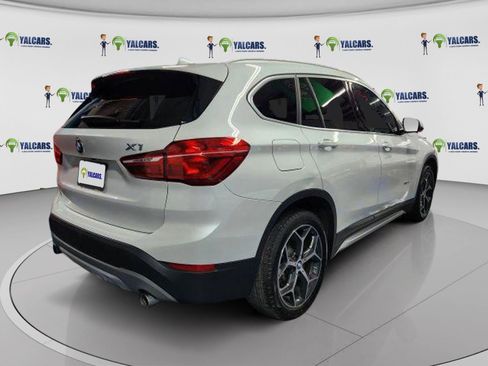 Used 2018 BMW X1 xDrive28i AWD/4WD image 3