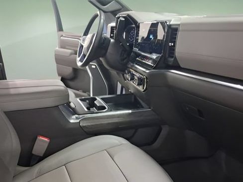 Used 2026 Chevrolet Silverado 3500 LTZ w/ LTZ Premium Package AWD/4WD image 11
