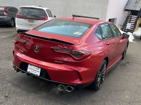 Used 2022 Acura TLX Type S image 2