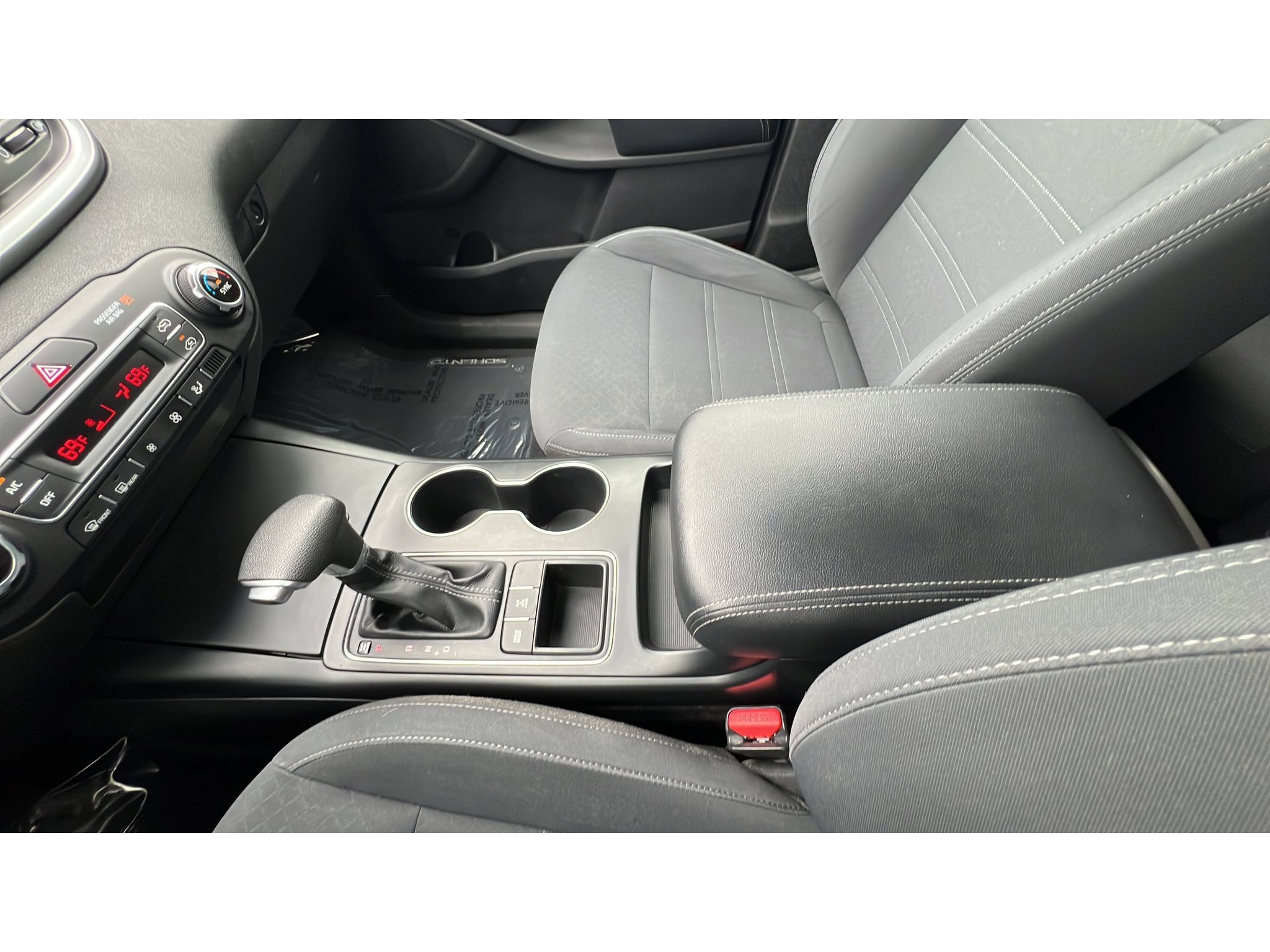 Used 2019 Kia Sorento AWD V6 image 20