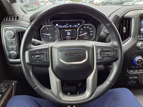 Used 2021 GMC Sierra 2500 Denali w/ Denali Black Diamond Edition AWD/4WD image 27