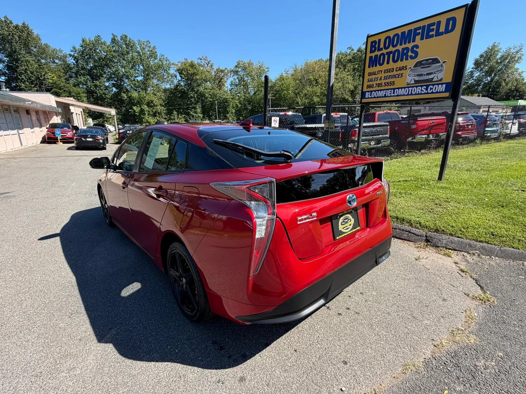 Used 2016 Toyota Prius Three Touring FWD image 7