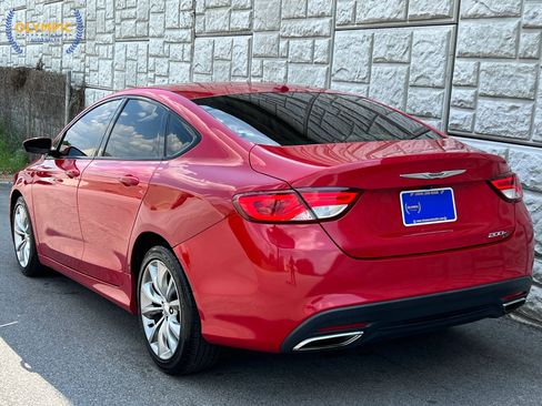 Used 2016 Chrysler 200 S w/ Comfort Group image 4