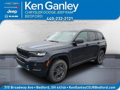 New 2024 Jeep Grand Cherokee Trailhawk w/ Advanced Protech Group II