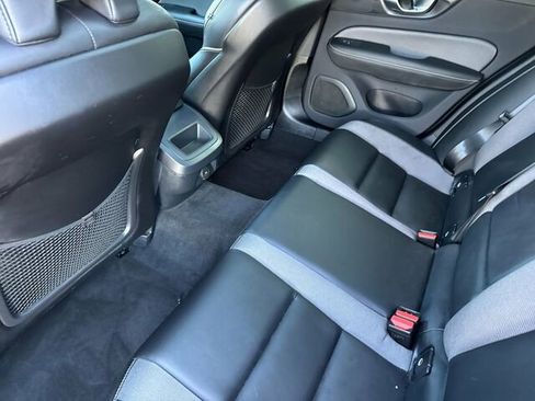 Used 2024 Volvo S60 B5 Plus image 14