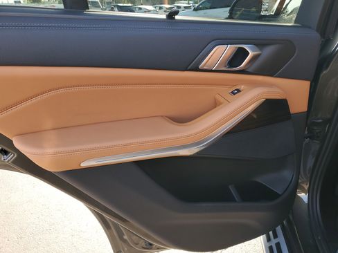 Used 2023 BMW X5 xDrive45e w/ Executive Package image 10