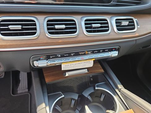 New 2026 Mercedes-Benz GLE 580 4MATIC image 16