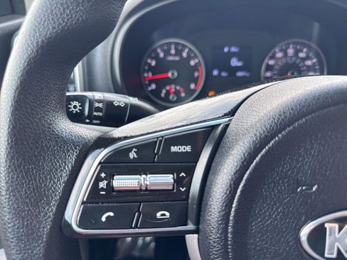 Used 2020 Kia Sportage LX image 16