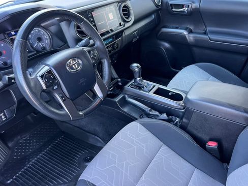 Used 2023 Toyota Tacoma TRD Off-Road AWD/4WD image 11