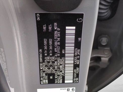 Used 2024 Lexus GX 550 w/ Accessory Package (2T) AWD/4WD image 14