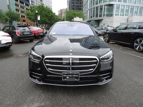 Used 2023 Mercedes-Benz S 500 4MATIC w/ AMG Line image 6