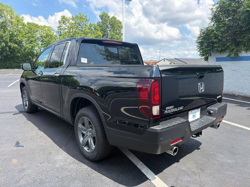 Used 2023 Honda Ridgeline RTL-E image 3