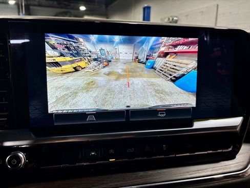 Used 2023 GMC Sierra 1500 SLT w/ SLT Premium Package image 44