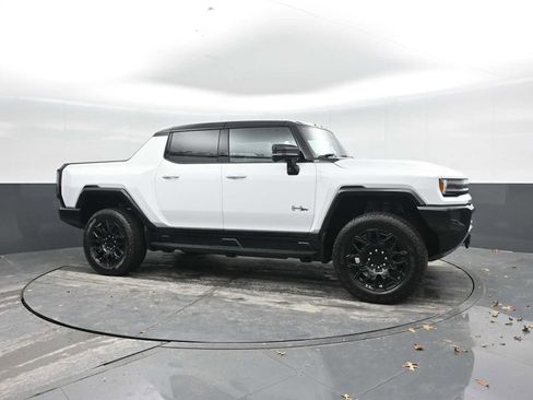 New 2026 GMC Hummer EV 4x4 Crew Cab image 6