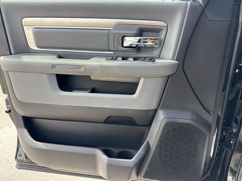 Used 2017 RAM 1500 Big Horn RWD image 40