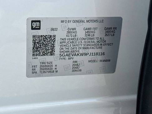 Used 2023 Buick Enclave Essence w/ Sport Touring Edition AWD/4WD image 37