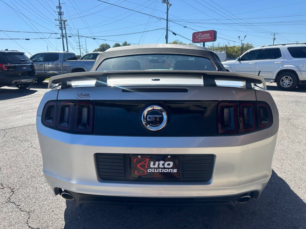 Used 2013 Ford Mustang GT Premium w/ Electronics Pkg RWD image 5
