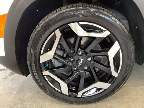 Certified 2024 Kia Seltos SX AWD/4WD image 23