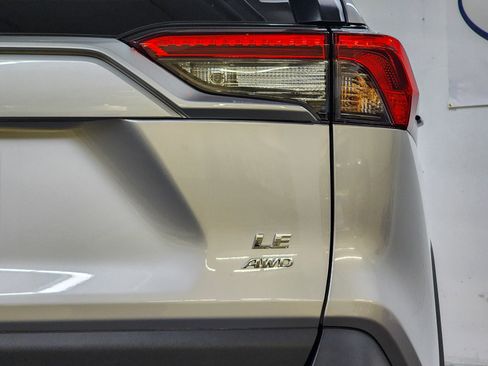 Used 2023 Toyota RAV4 LE image 7