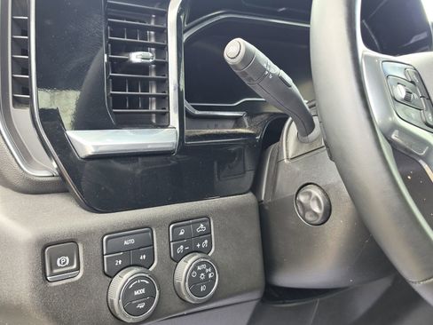 Used 2023 Chevrolet Silverado 1500 LTZ image 11