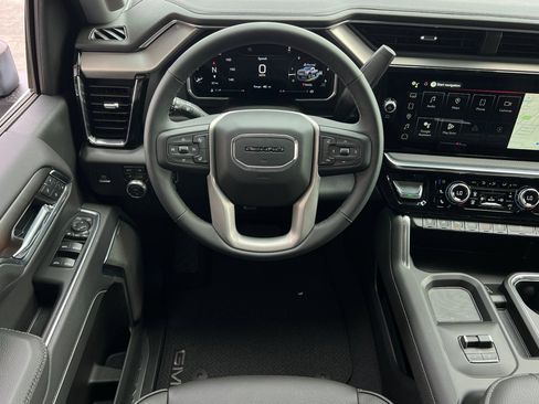 New 2026 GMC Sierra 2500 Denali AWD/4WD image 12