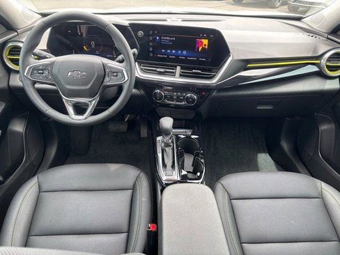 Used 2025 Chevrolet Trax ACTIV w/ Driver Confidence Package image 18