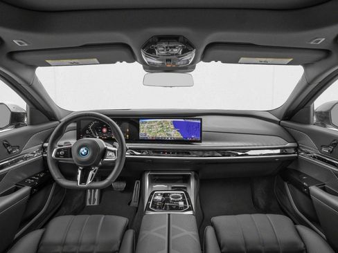 New 2026 BMW 750e xDrive AWD/4WD image 5
