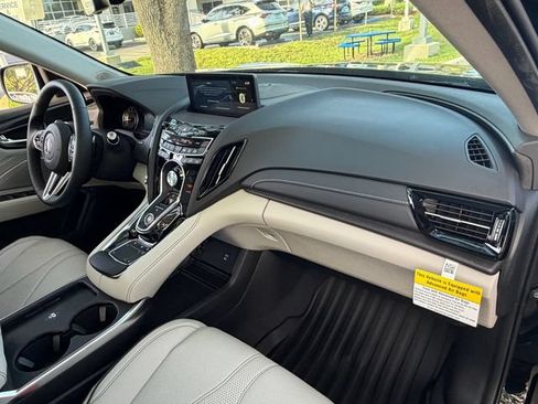 New 2026 Acura RDX SH-AWD w/ Advance Package image 8