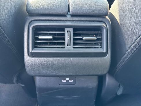 Used 2025 MAZDA CX-50 AWD 2.5 S w/ Premium Package image 16