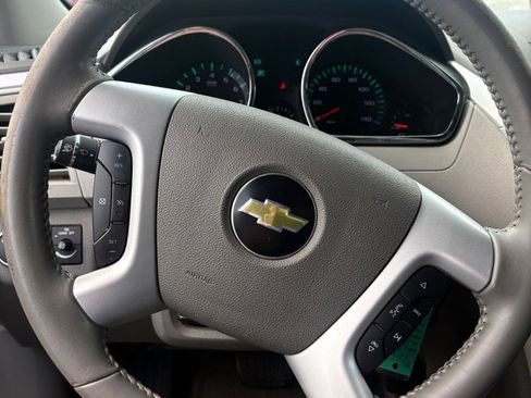 Used 2011 Chevrolet Traverse LT w/ Personal Connectivity Package AWD/4WD image 20