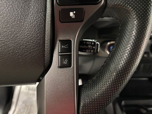 Used 2021 Toyota Tacoma TRD Off-Road image 14