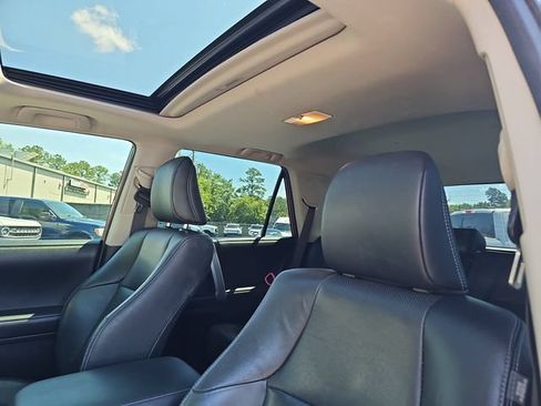 Used 2019 Toyota 4Runner Limited AWD/4WD image 10