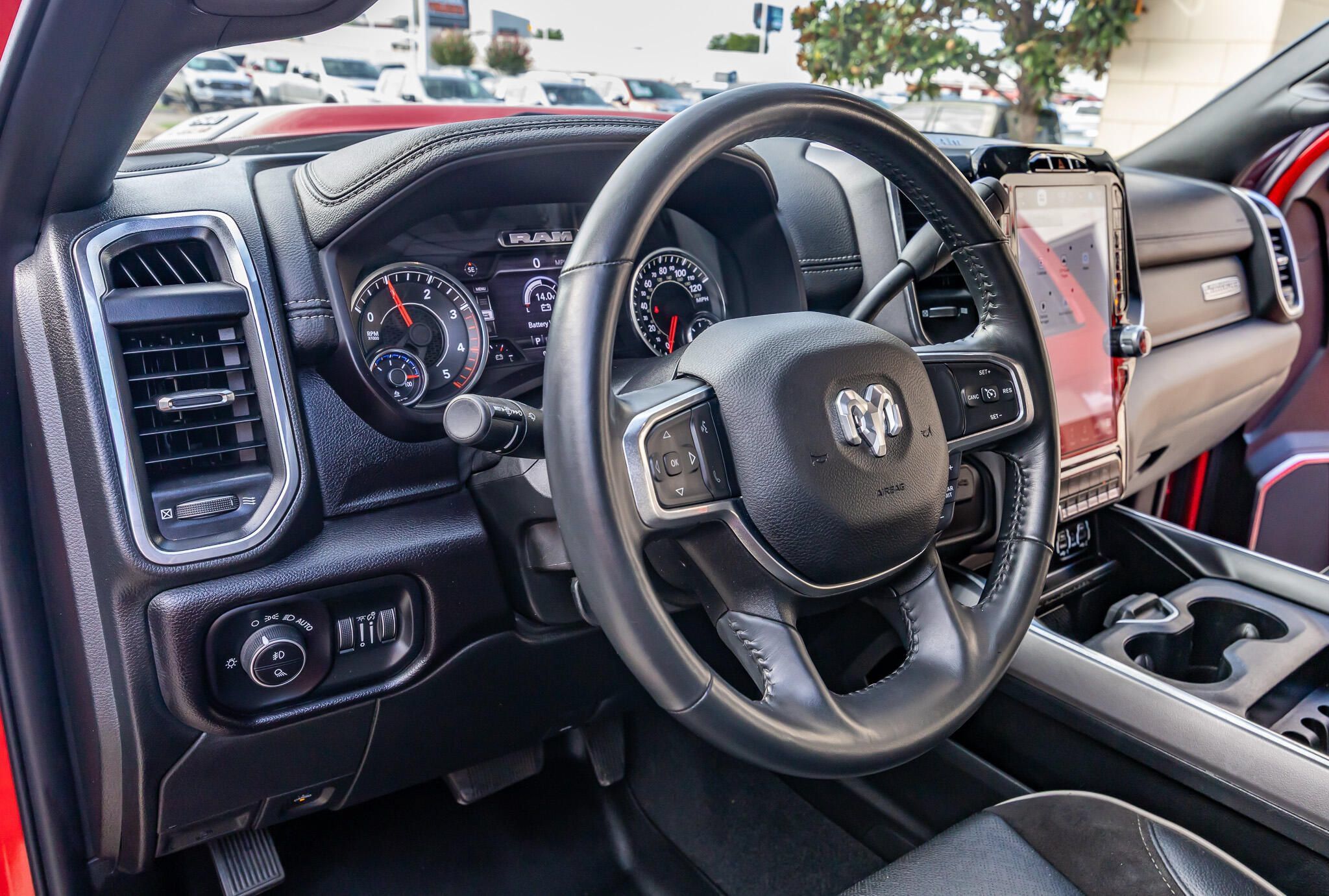 Used 2023 RAM 2500 Laramie AWD/4WD image 17
