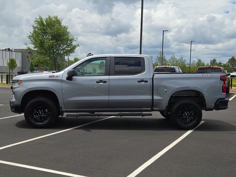 Used 2023 Chevrolet Silverado 1500 LT Trail Boss AWD/4WD image 14