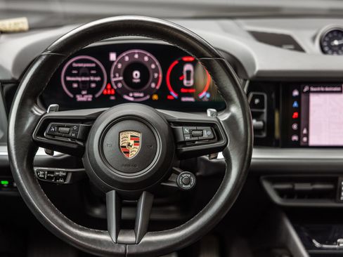 Certified 2024 Porsche Cayenne S AWD/4WD image 13