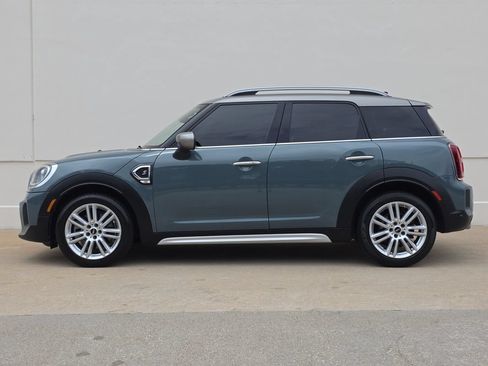 Used 2024 MINI Cooper Countryman S w/ Signature Upholstery Package FWD image 2