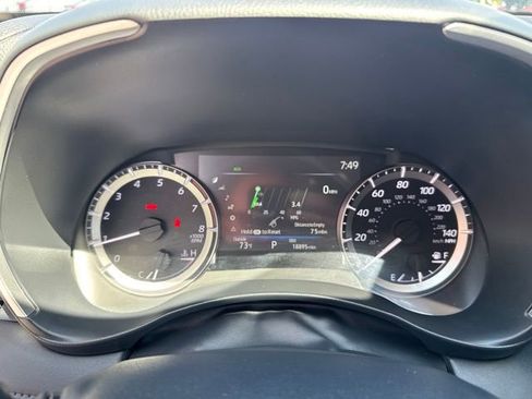 Certified 2024 Toyota Highlander XLE FWD image 27