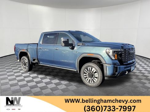 Used 2025 GMC Sierra 3500 Denali Ultimate image 1